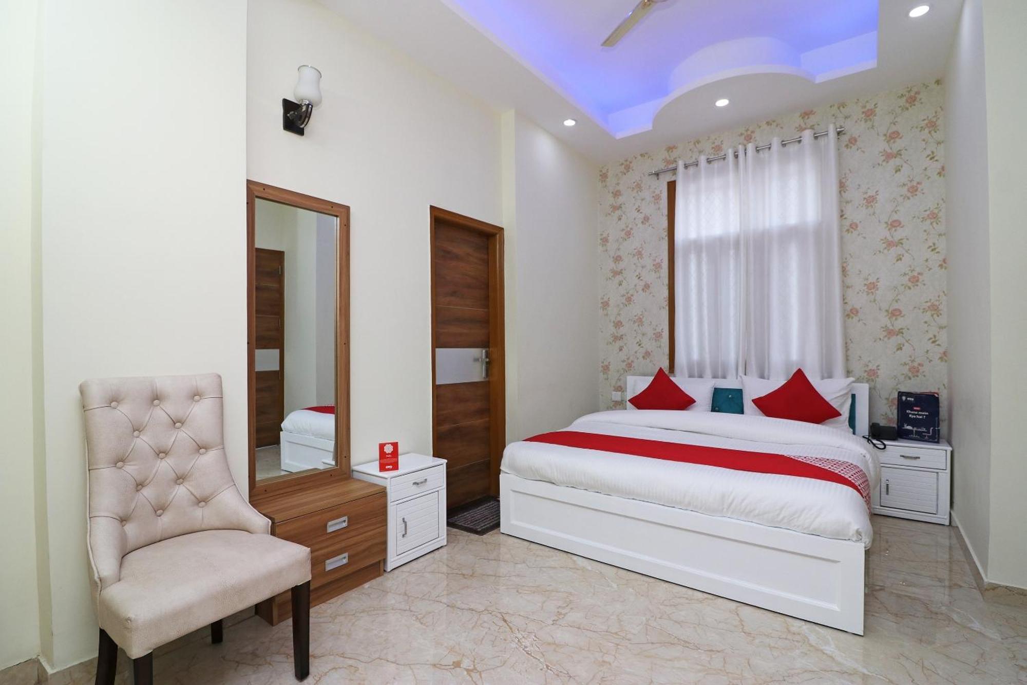 Hotel O The Grand Palace Ghaziabad Eksteriør billede